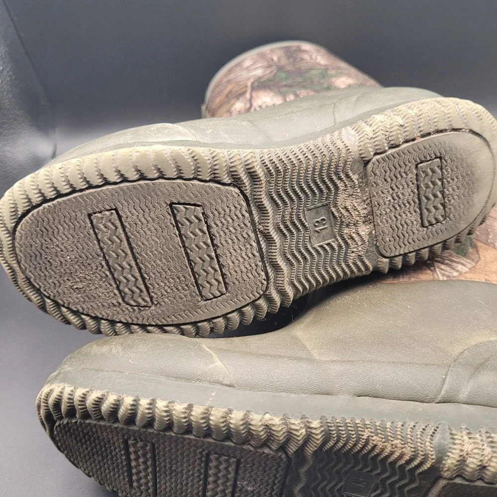 Ozark Trail Chore Boots Camo Youth Sz 13 Outdoor Hunting Fishing Gorpcore Muck